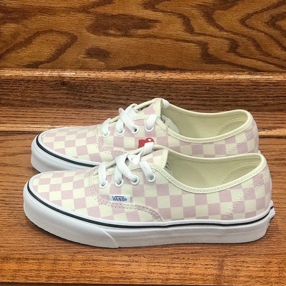 vans authentic checkerboard pink